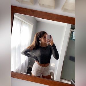 Meet your Posher, Abigail